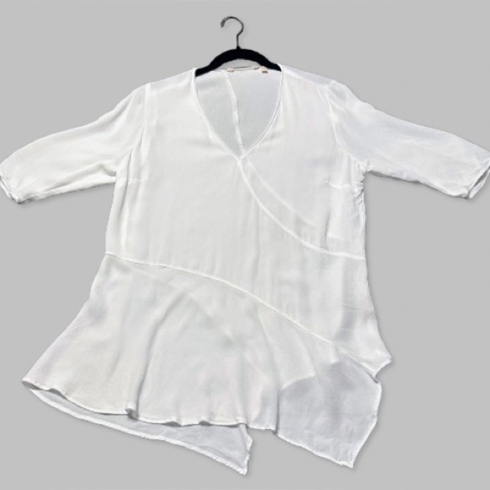 Soft Surroundings White Asymmetrical Tunic Top